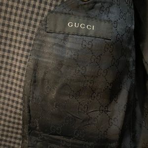 Men’s Gucci suit jacket